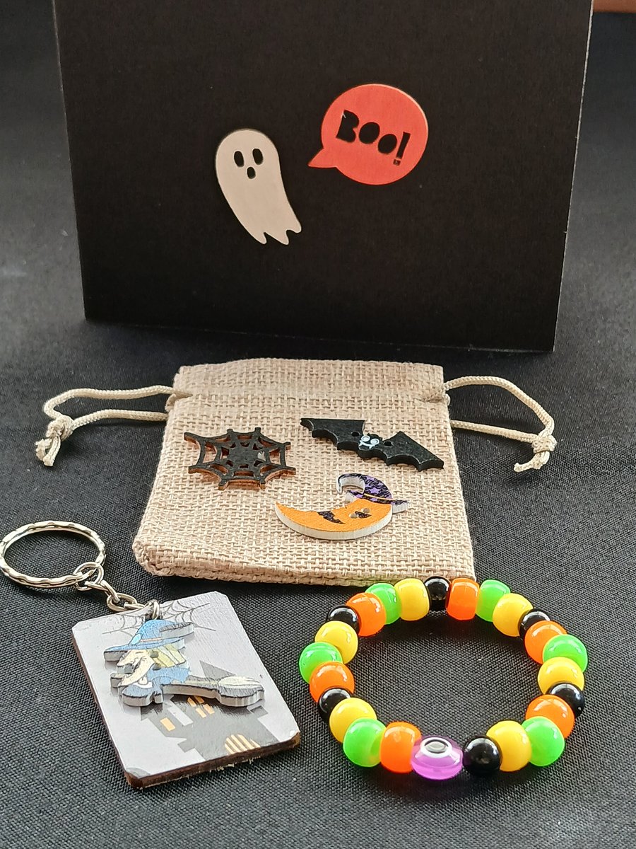 Handmade Halloween bracelet and keyring 