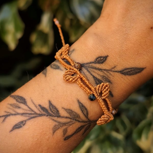 Autumn leaf bracelet set with Pietersite in light brown