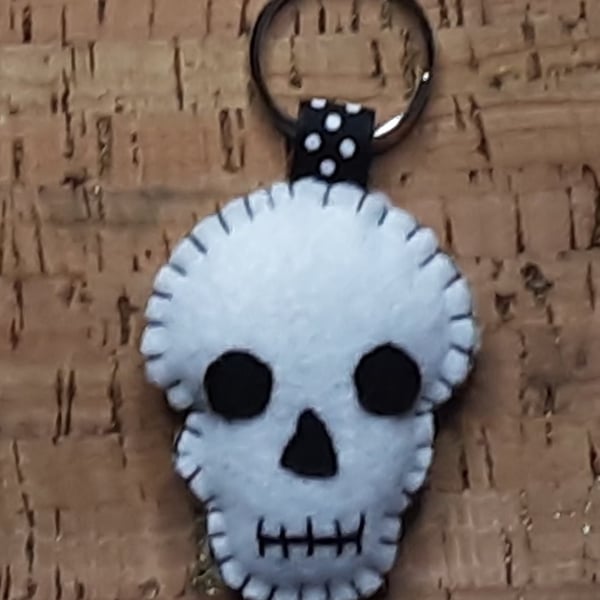 Skull White Felt Keyring-Bag Charm Small.