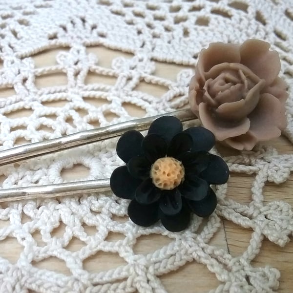 Set of floral Bobby Pins 