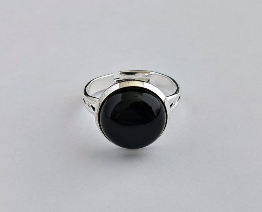 Black onyx ring