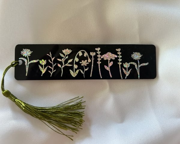 Black Acrylic bookmarks floral vinyl design