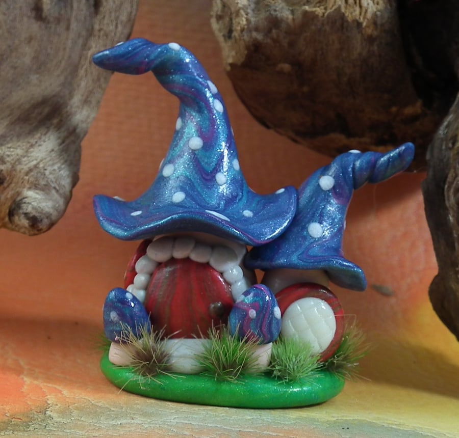 Tiny Wildwood Spryte House OOAK Sculpt by Ann Galvin