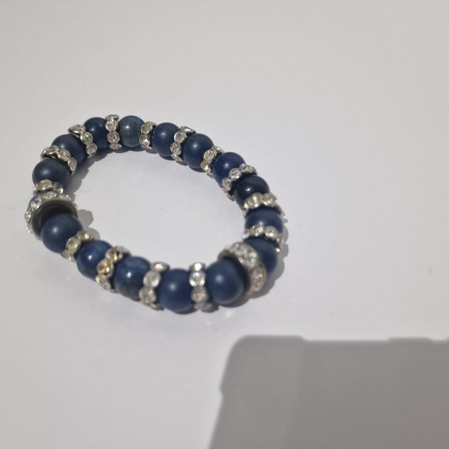 Navy blue beaded diamante bracelet small size metal diamante ring beads