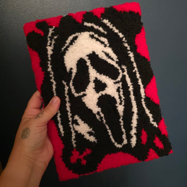 XXL handmade Punch Needle Horror Deskrug inspired by Ghostface 