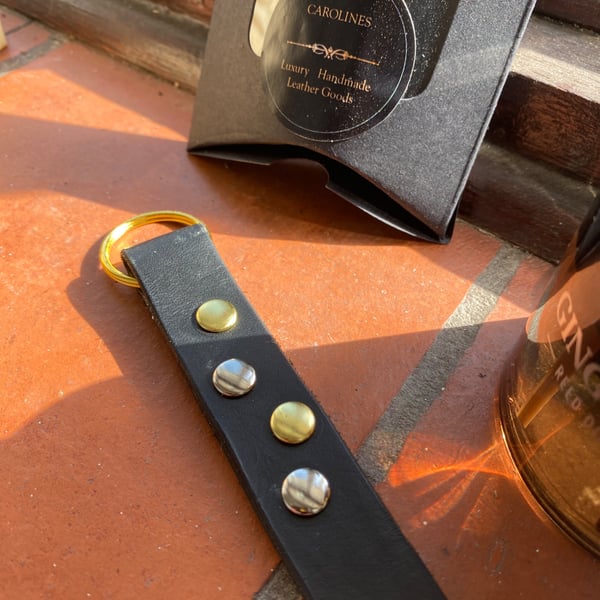 Keyring Black leather and gold and silver metal studs