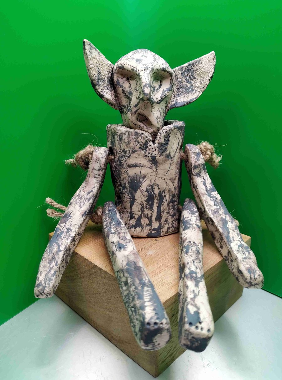 Alien, Ceramic, speckled