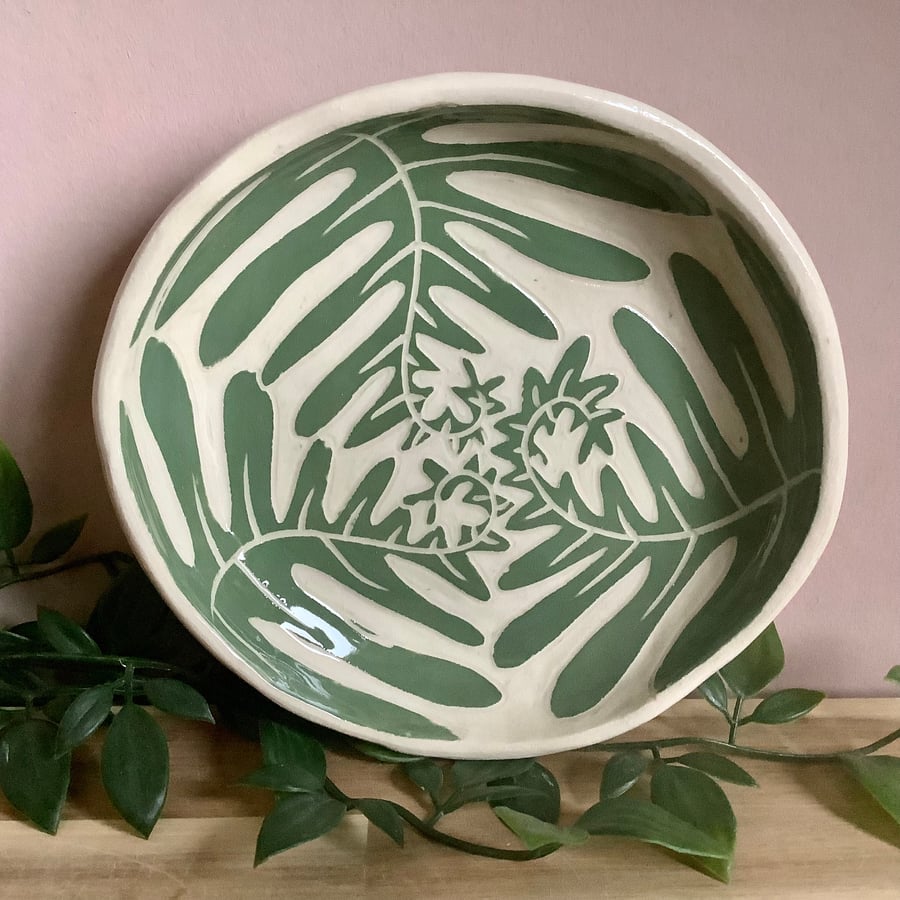 Handmade stoneware green fern leaf bowl snack tapas tableware dish