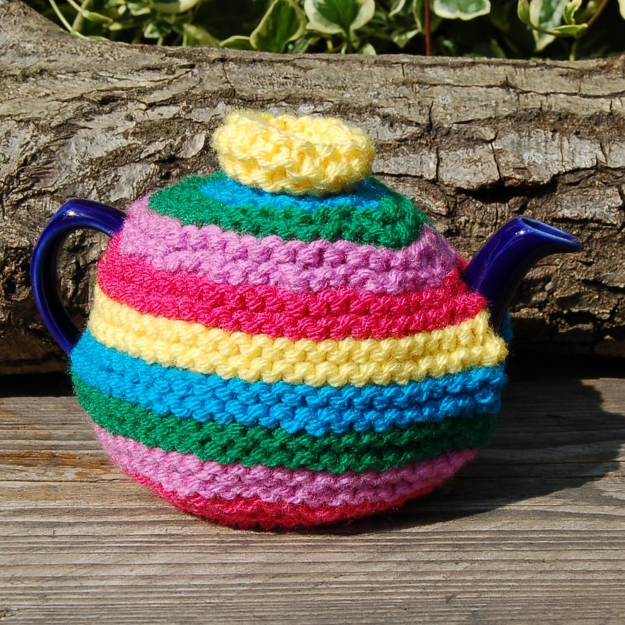 Colourful tea cosy, hand knitted tea cosy, small 1 cup tea for one tea cosy