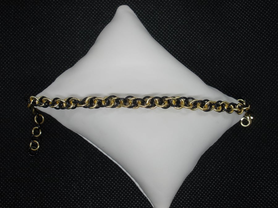 SALE - Black and gold twist braclet