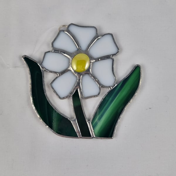 607 Stained Glass White Daisy Style Flower - hand made hanging decoration.