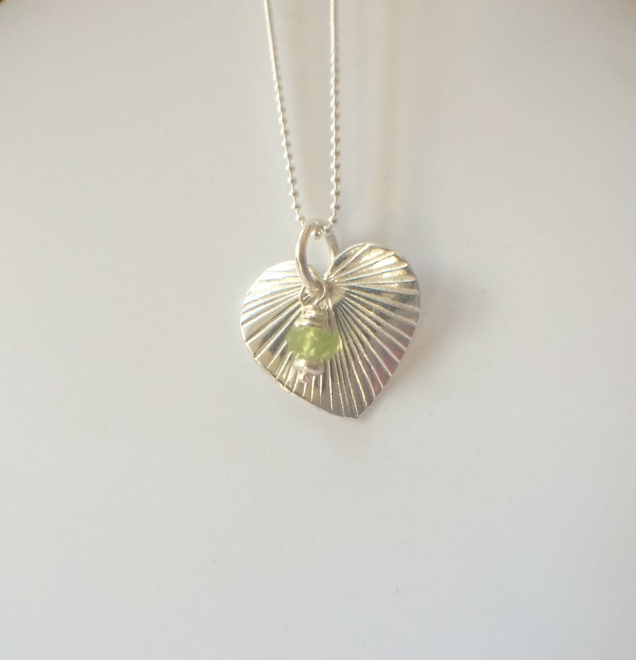 Sterling Silver Green Peridot Heart Pendant Necklace Ball Chain 