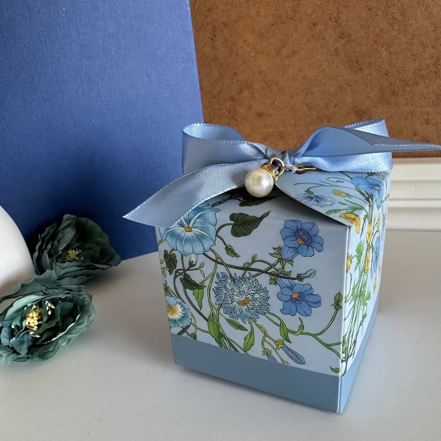 Blue floral baby shower favour box birthday party sweet gift holder for wedding