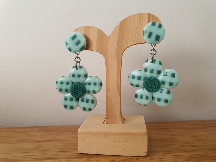 Stud and Drop Retro Flower Gingham Effect Earrings