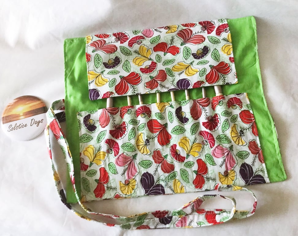 White Floral Make Up Brush Roll or Crochet Hook Storage Case