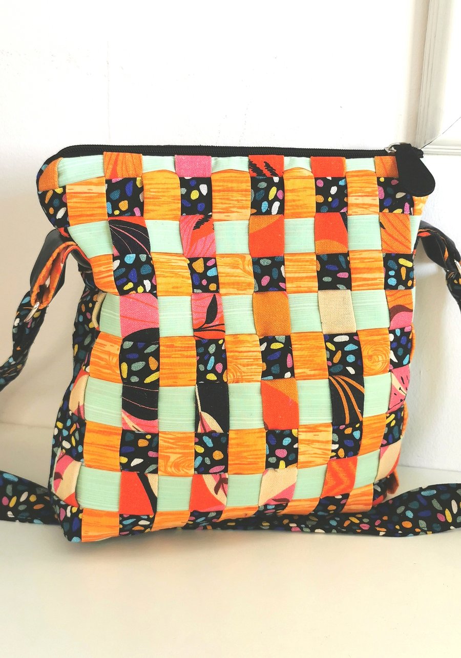 Woven Fabric Shoulder Bag Dual Fronted