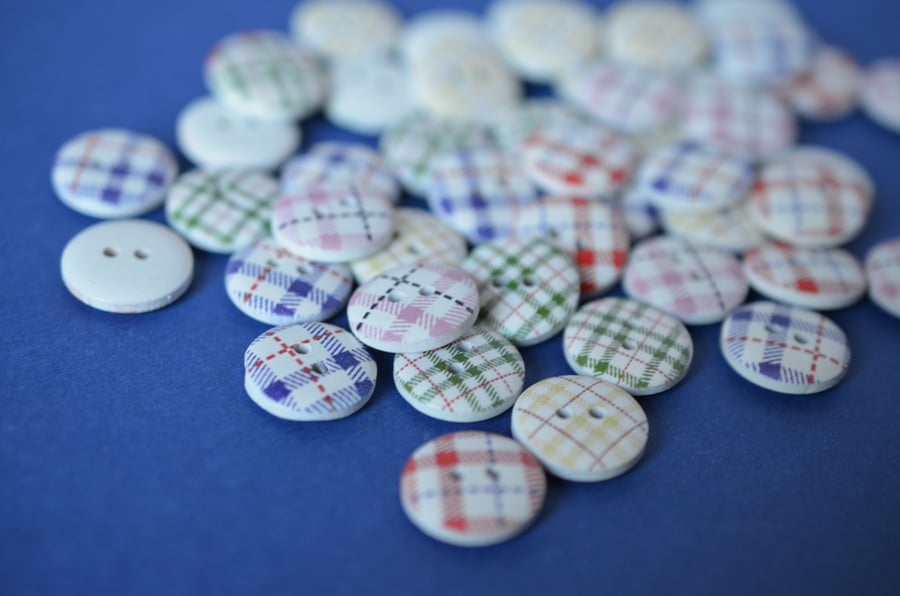 15mm Wooden Tartan Plaid Buttons Mixed 10pk Checked Check (SCK6)