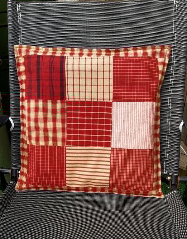 Homespun Cushion Cover - Reds