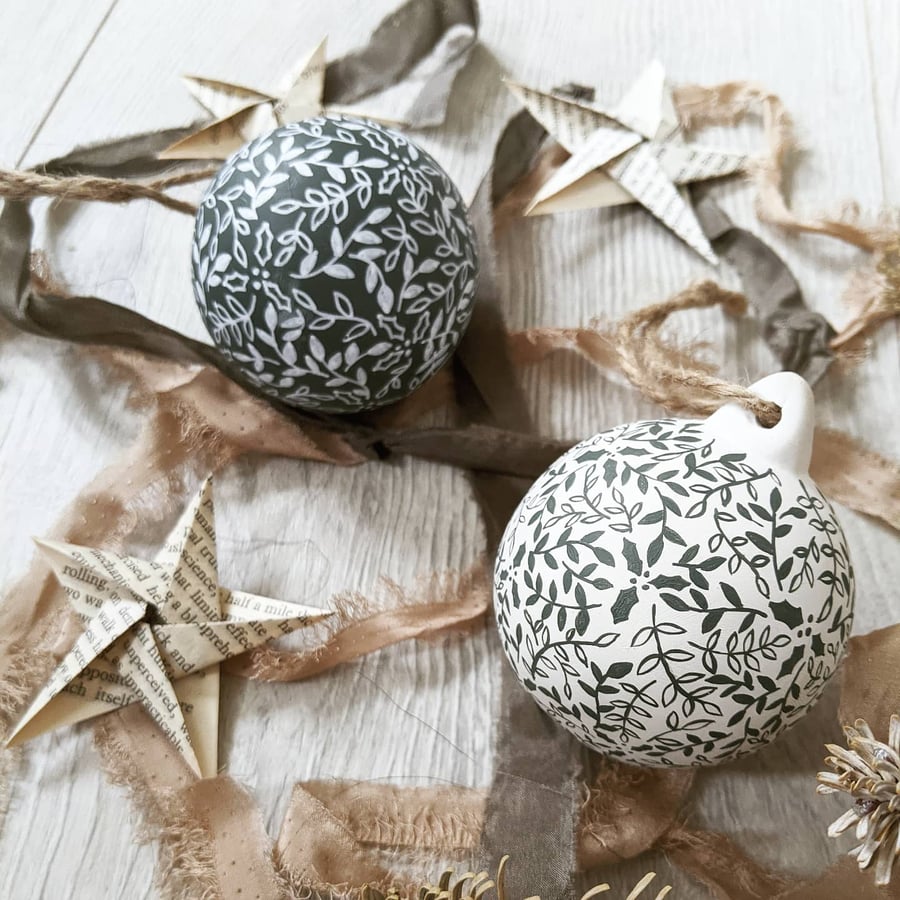 Botanical Ceramic Christmas Baubles - forest green and white