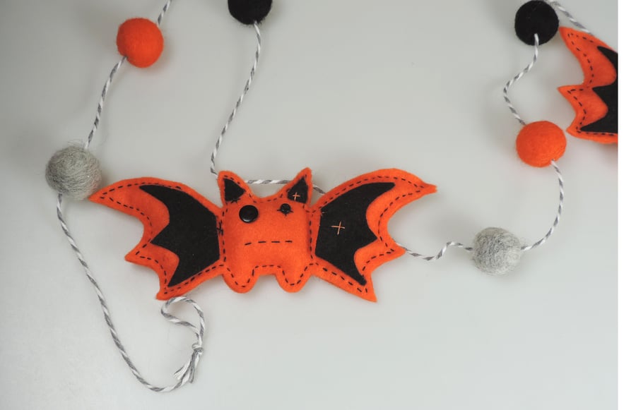 Halloween Bunting, Felt Bats garland, All Hallows Eve, Autumnal decoration 