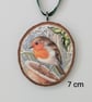 Pair of robin Christmas wood slice tree decorations  - Image 3