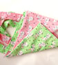 WHITE BUNNIES theme, 8 Pack, Rabbits on PINK or GREEN party, present book bags - Image 3
