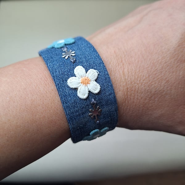Upcycled Jeans Denim Bracelet with Lace Flowers and Stainless Steel Charms