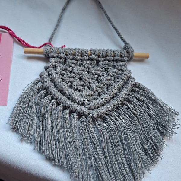Macrame mini wall hanging