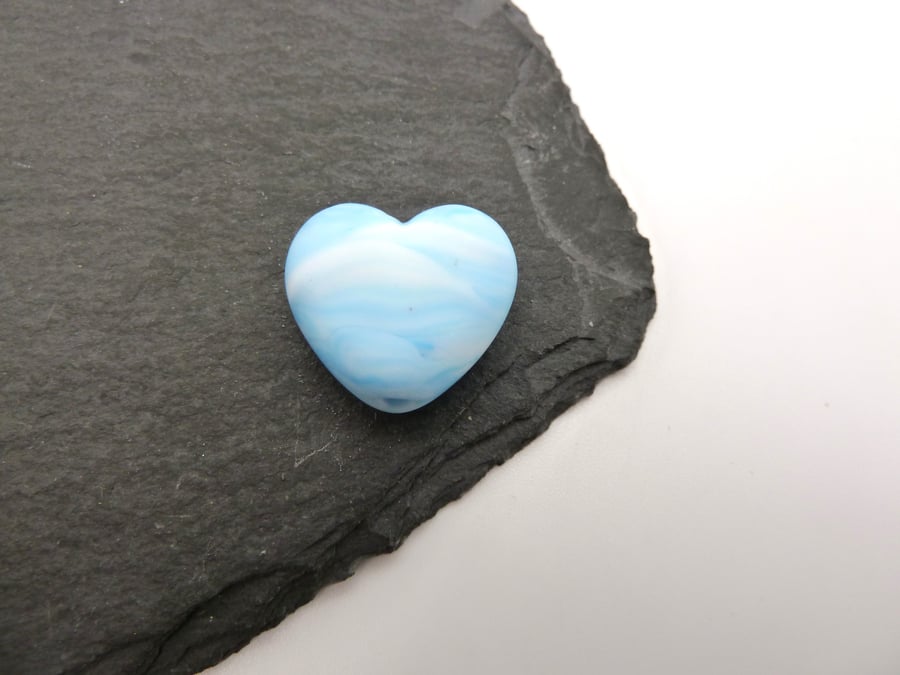 lampwork glass bead, blue heart focal