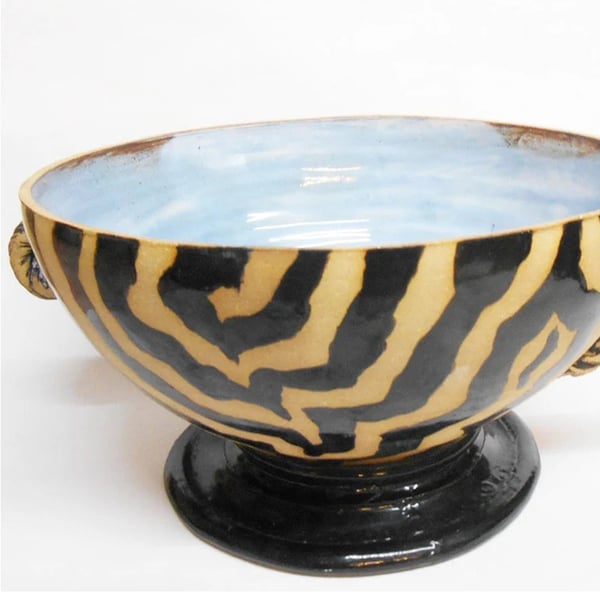 Bowl Gorgeous Stemmed Bowl Ceramic Cake stand.