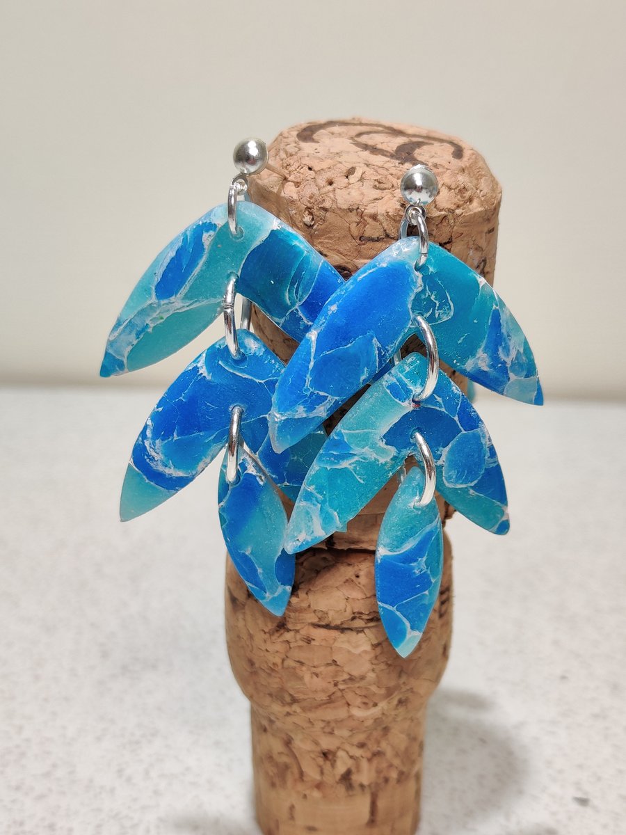 Sea blue dangle earrings 