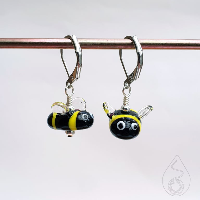 Tiny Glass Bumble Bee Stitch Marker