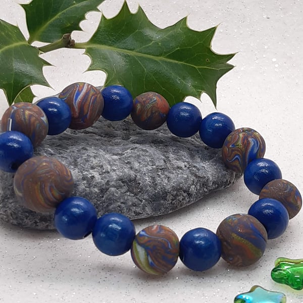Polymer clay bracelet with wooden beads 