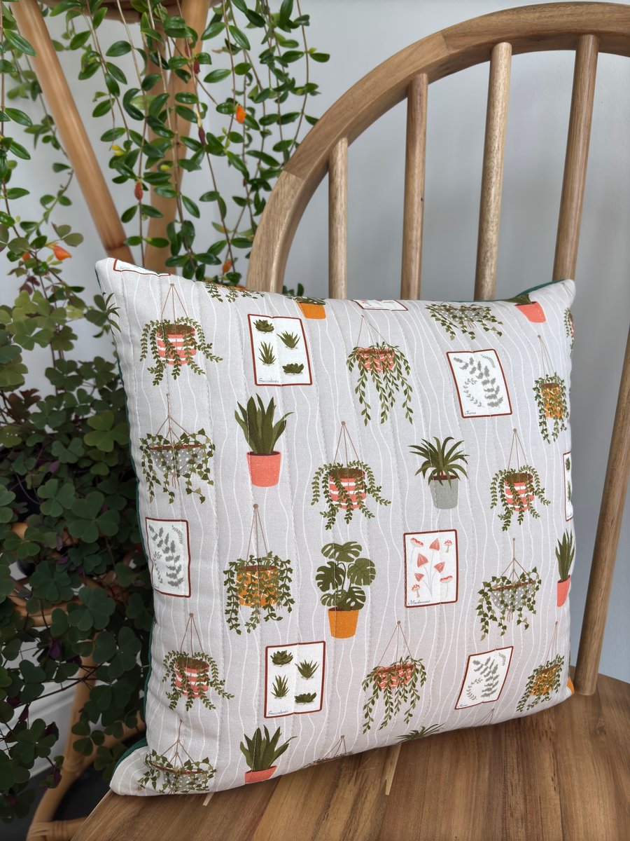 Quilted cushion cover in stylish houseplant print, 36cm x 36cm 