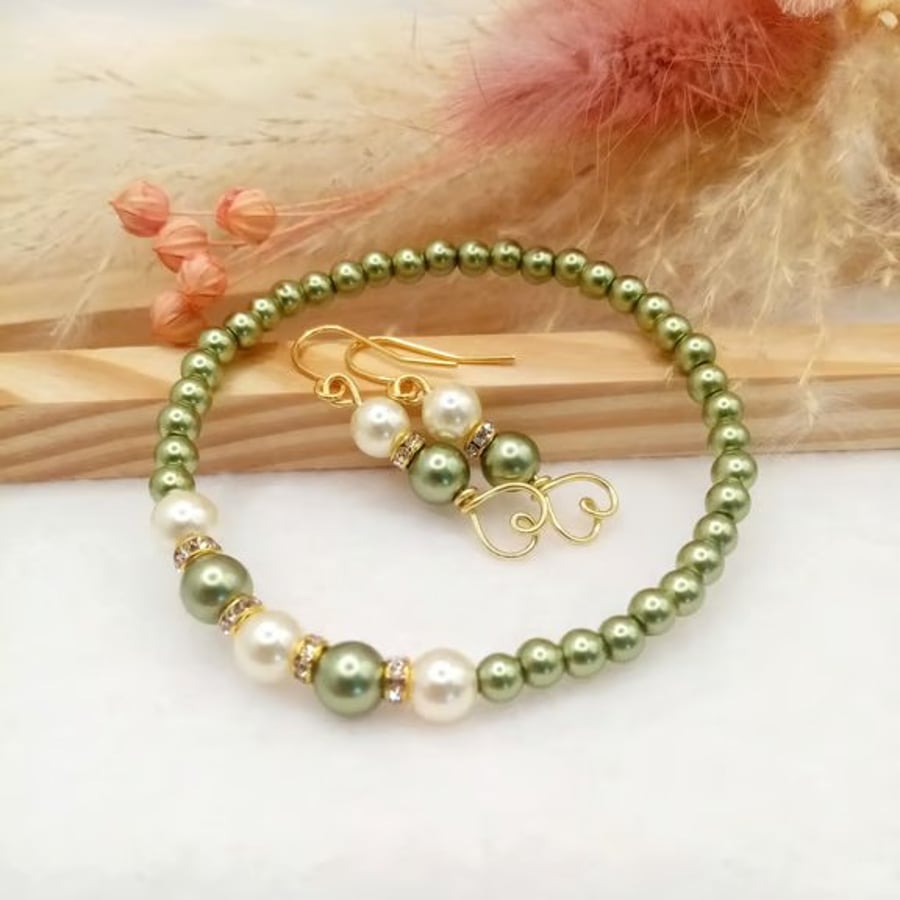 Olive Green & Buttermilk Pearl Jewellery Set, Gold Heart Earrings & Bracelet