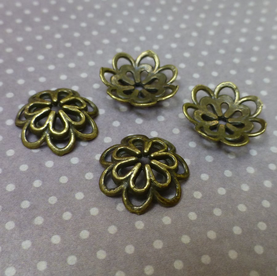 Pack of 20 – Antique Bronze Floral Bead Caps 14 mm 