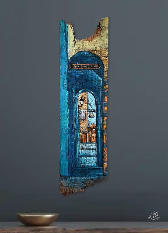 The Lady Close in Blue - Edinburgh