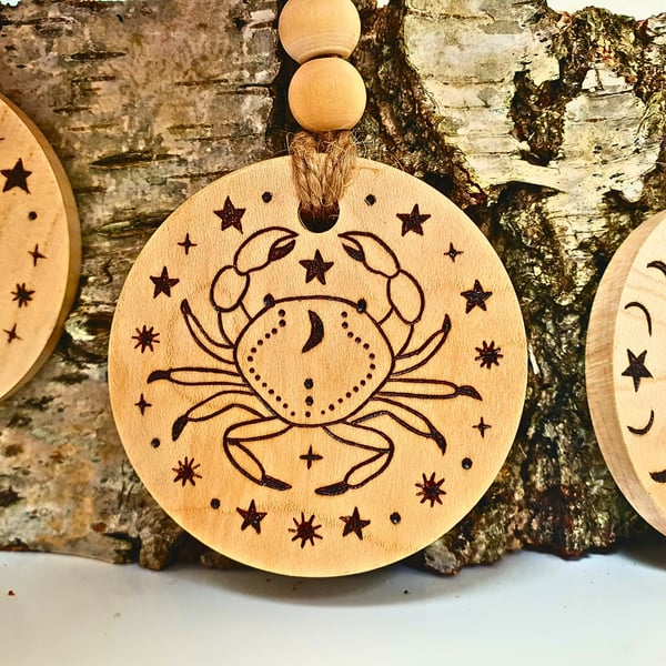 Cancer Zodiac Star Sign Wooden Keyring, Celestial Gift, Pyrography, Astrology