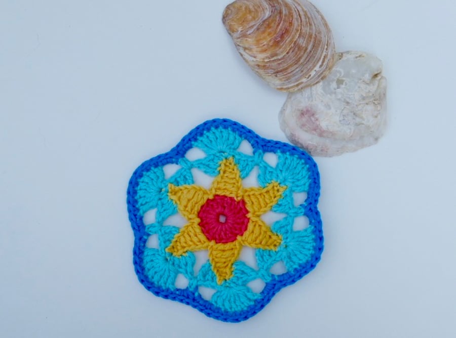 Applique motif, crochet applique, summer motif.