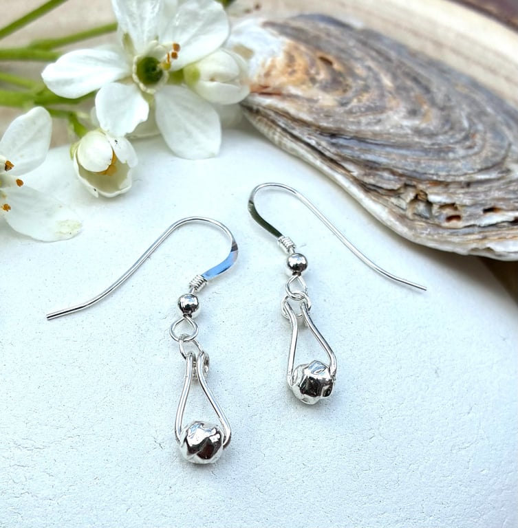 Tear-drop Shaped Hoop Earrings with Hammered Bead in Sterling Silver