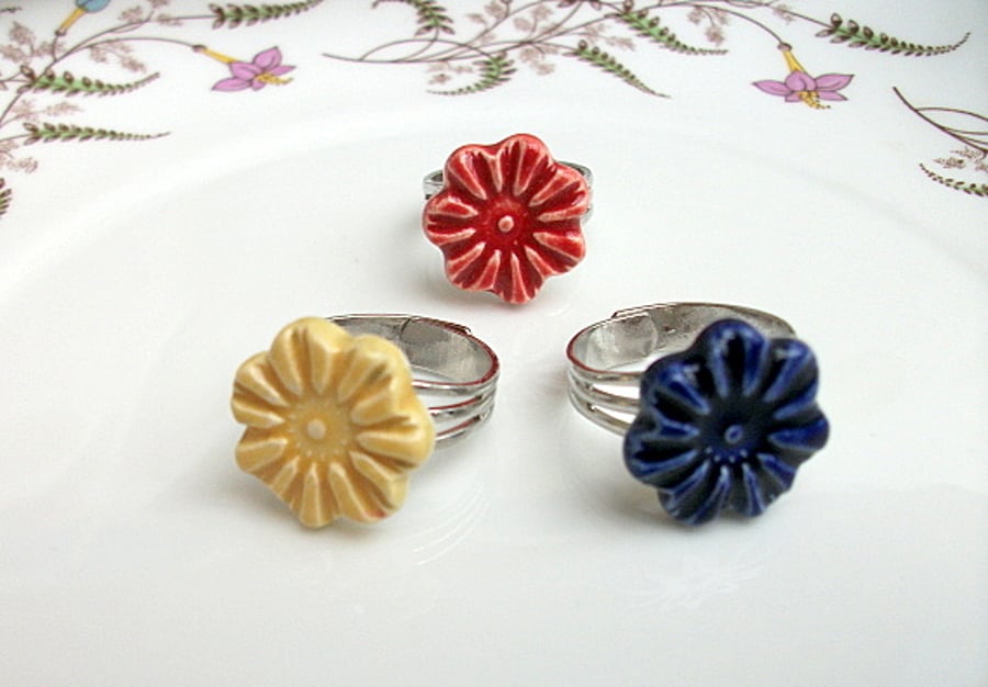 Red, Yellow, and Blue Ceramic Daisy Rings