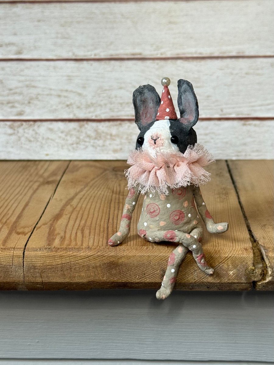 Spun Cotton Sitting Rabbit Brown