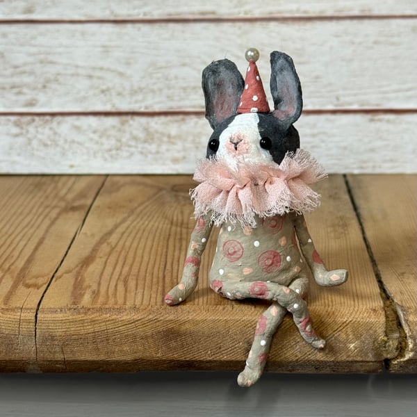 Spun Cotton Sitting Rabbit Brown