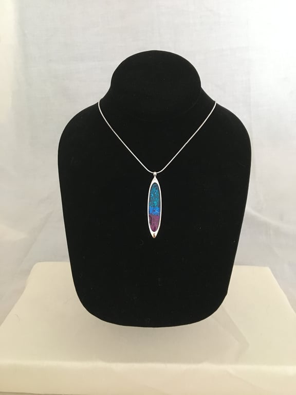Tri-coloured Silver Tone Pendant