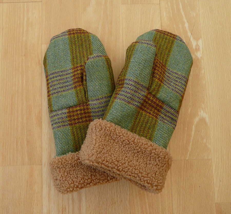 Ladies gloves green gold wool tweed ladies mitt... - Folksy