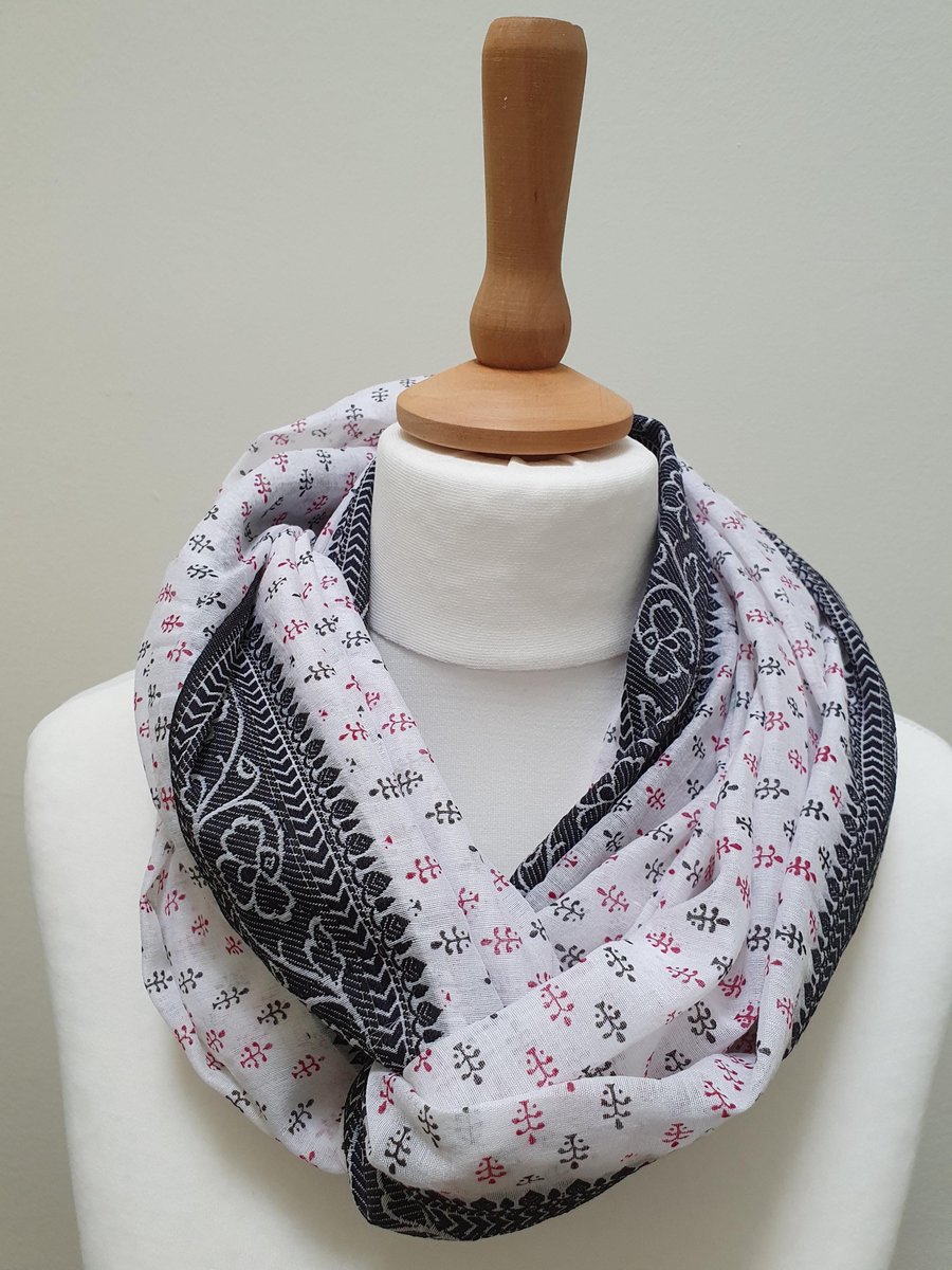 Sari silk cotton mix double sided infinity scarf. White, black, dark red with bl