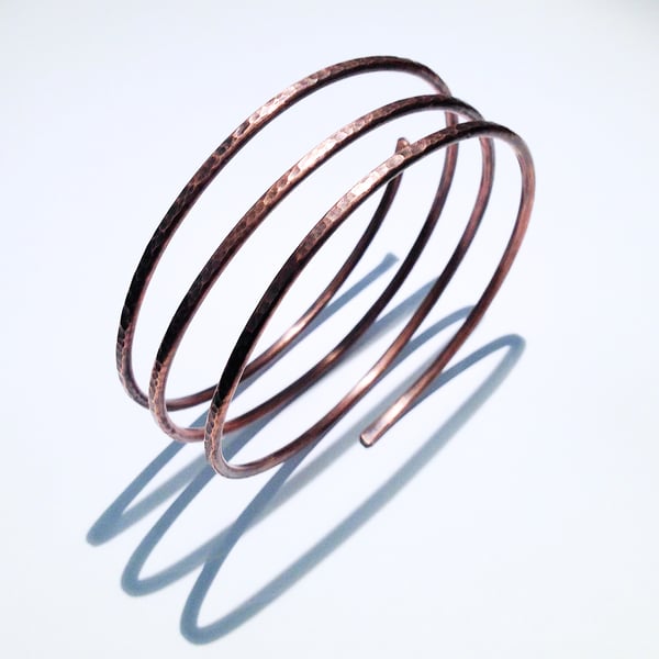 Hammered Antiqued Copper Spiral Wrap Bangle (BRCUSPRD1) - UK Free Post