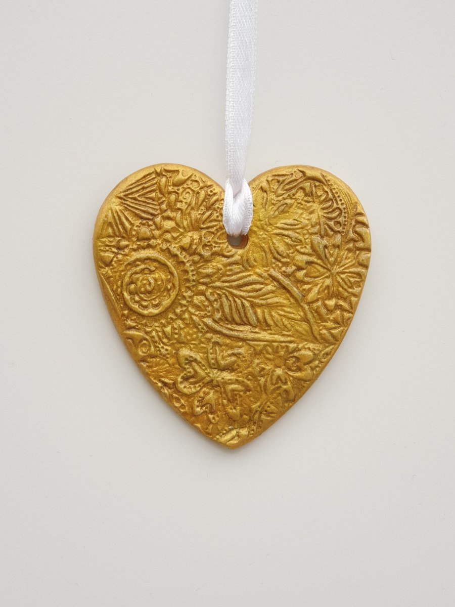 Clay heart hanging decoration, gold love heart 