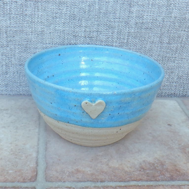 Soup cereal noodle rice serving bowl dish hand thrown stoneware pottery heart