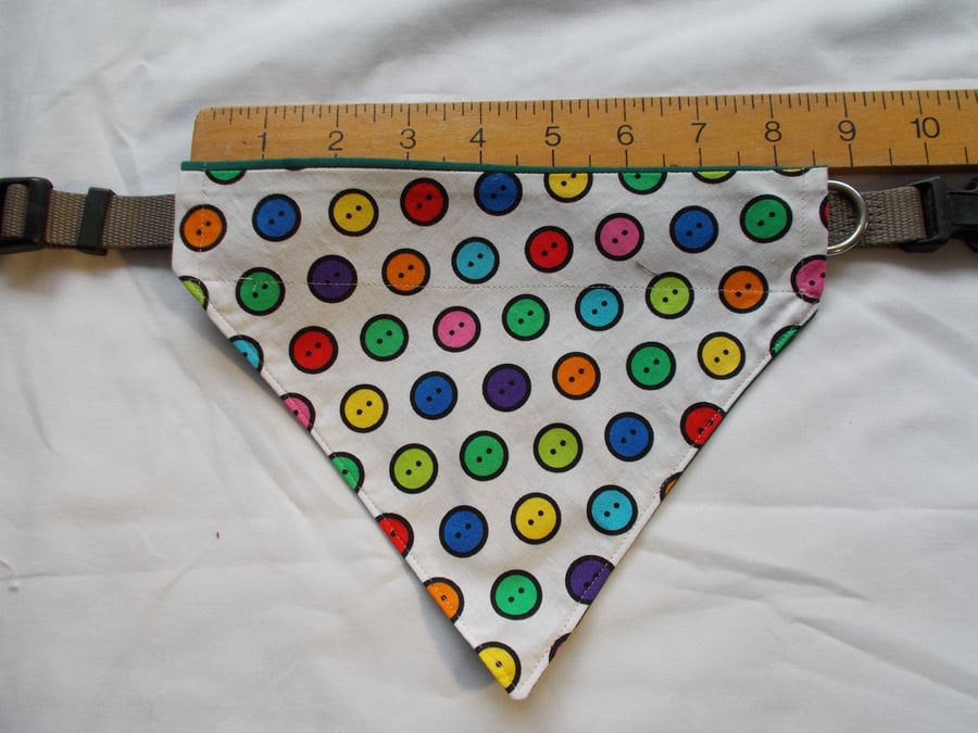 Small to Medium Collar Bandanas - Buttons